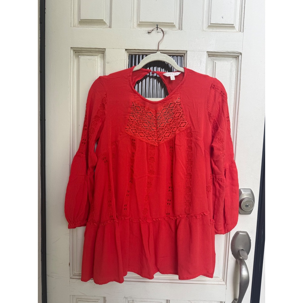 Adiva Boho Crochet Lace Eyelet Babydoll Blouse Keyhole Back Top Size Medium